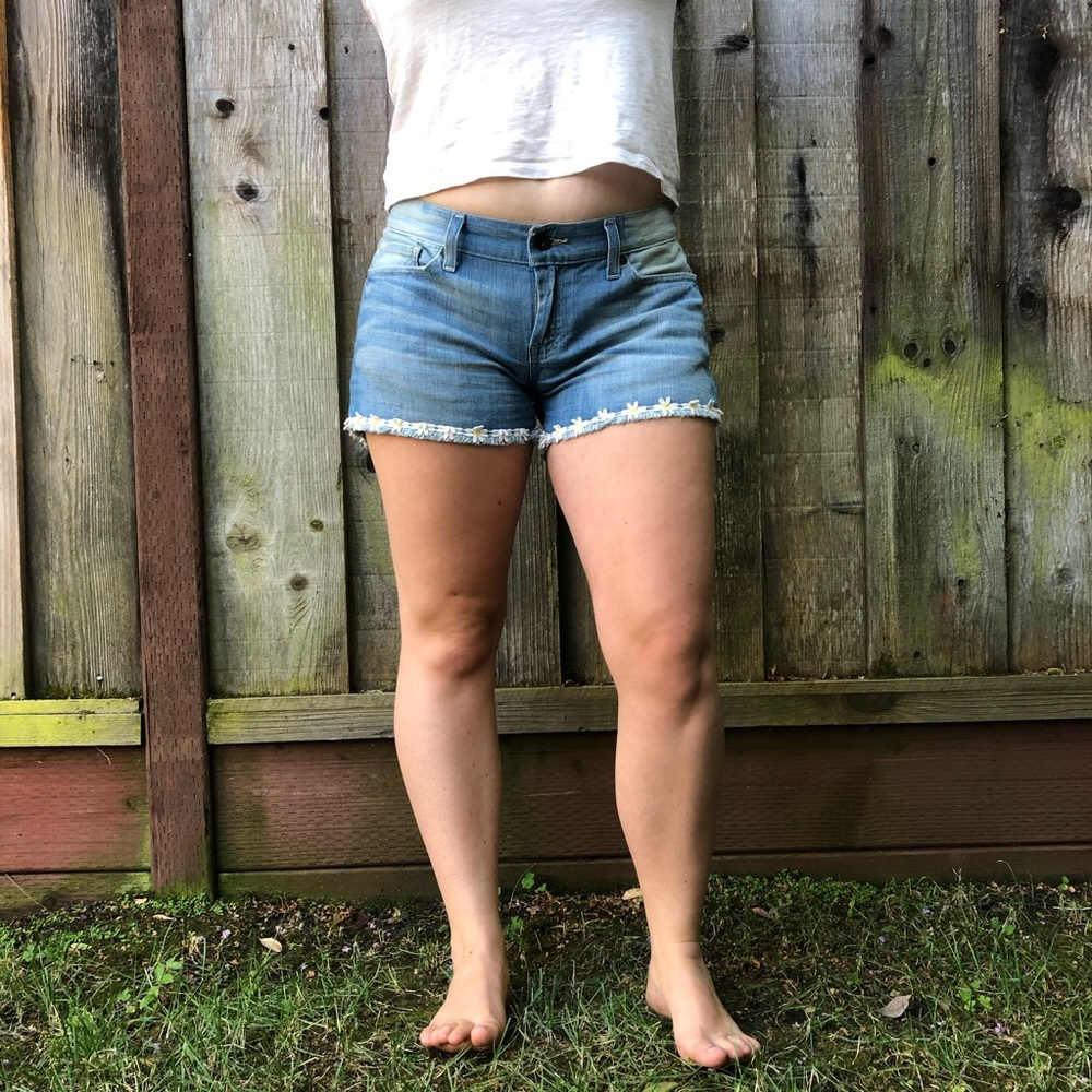 LIKE NEW lucky jean shorts